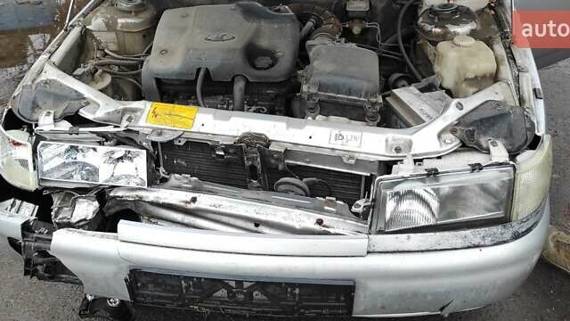 ВАЗ 2110, об'ємом двигуна 1.6 л та пробігом 188 тис. км за 1300 $, фото 3 на Automoto.ua