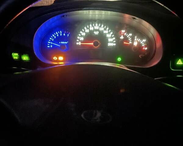 ВАЗ 2110, объемом двигателя 1.6 л и пробегом 142 тыс. км за 2450 $, фото 8 на Automoto.ua