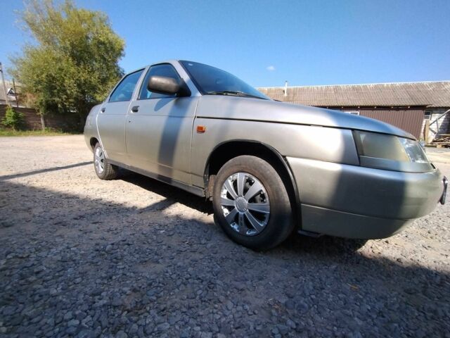 Желтый ВАЗ 2110, объемом двигателя 1.6 л и пробегом 254 тыс. км за 1100 $, фото 2 на Automoto.ua