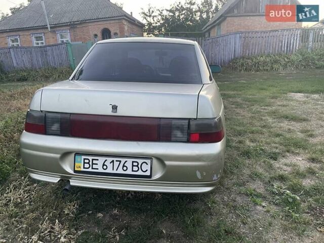 Жовтий ВАЗ 2110, об'ємом двигуна 1.6 л та пробігом 250 тис. км за 1000 $, фото 1 на Automoto.ua