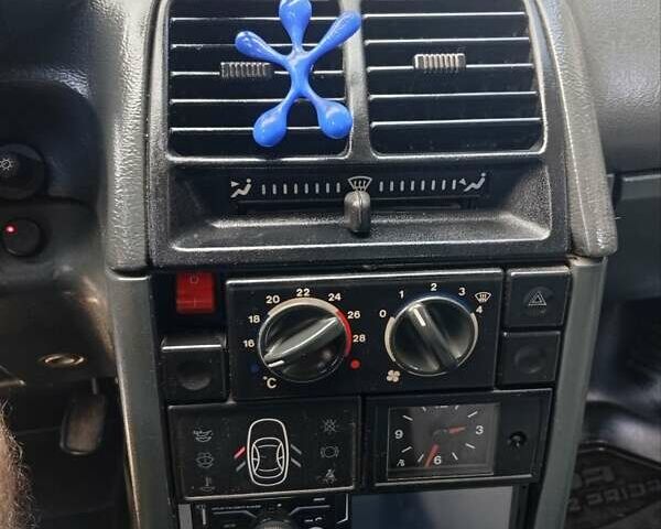 Жовтий ВАЗ 2110, об'ємом двигуна 1.6 л та пробігом 123 тис. км за 2150 $, фото 3 на Automoto.ua