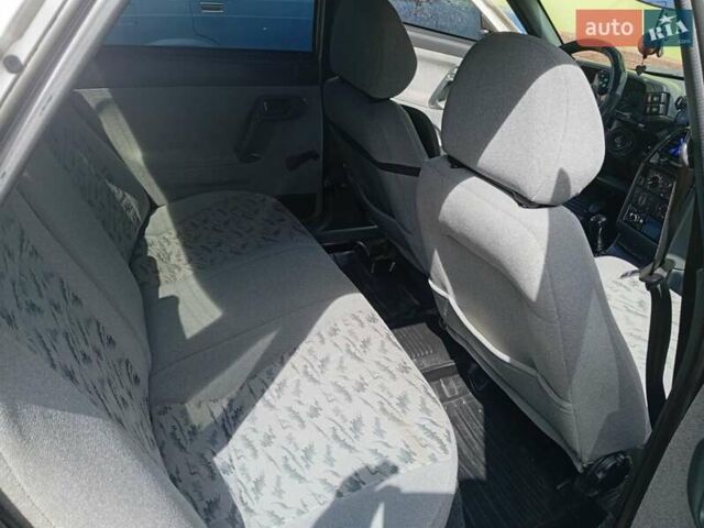 Жовтий ВАЗ 2110, об'ємом двигуна 1.6 л та пробігом 123 тис. км за 2150 $, фото 1 на Automoto.ua