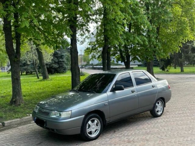 Серый ВАЗ 2110, объемом двигателя 0 л и пробегом 130 тыс. км за 3300 $, фото 7 на Automoto.ua