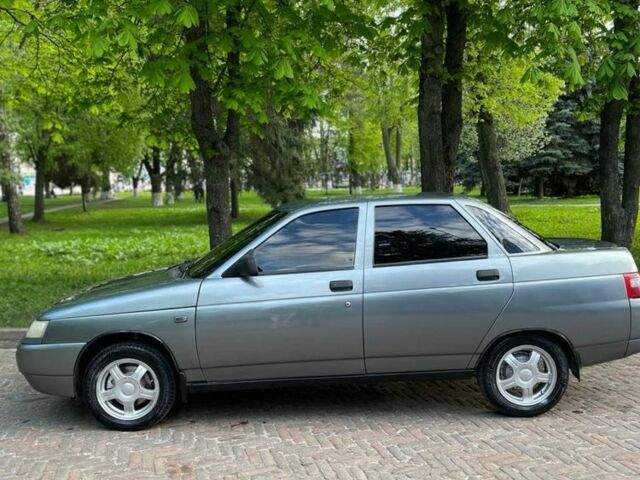 Серый ВАЗ 2110, объемом двигателя 0 л и пробегом 130 тыс. км за 3300 $, фото 6 на Automoto.ua