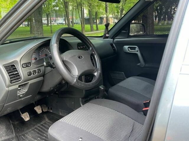 Серый ВАЗ 2110, объемом двигателя 0 л и пробегом 130 тыс. км за 3300 $, фото 9 на Automoto.ua