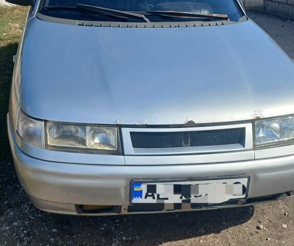 Серый ВАЗ 2110, объемом двигателя 1.5 л и пробегом 318 тыс. км за 1200 $, фото 2 на Automoto.ua