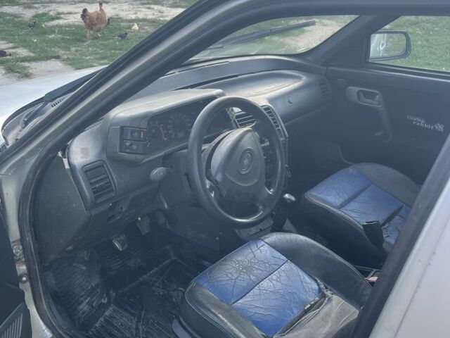 Серый ВАЗ 2110, объемом двигателя 1.5 л и пробегом 310 тыс. км за 477 $, фото 6 на Automoto.ua