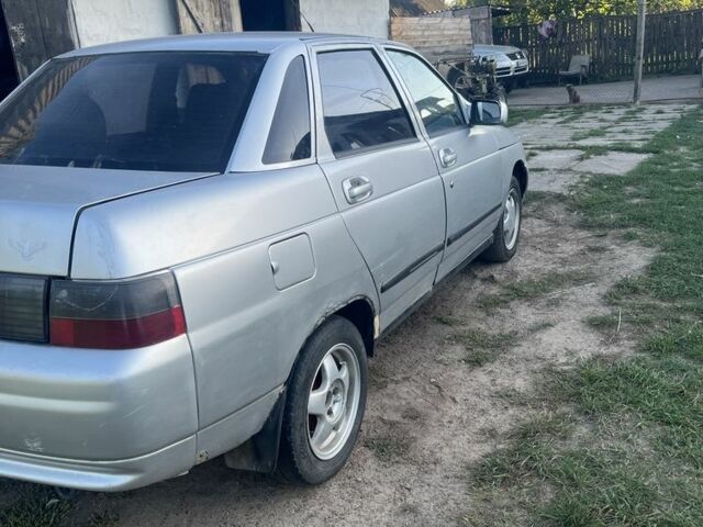 Серый ВАЗ 2110, объемом двигателя 1.5 л и пробегом 310 тыс. км за 477 $, фото 3 на Automoto.ua