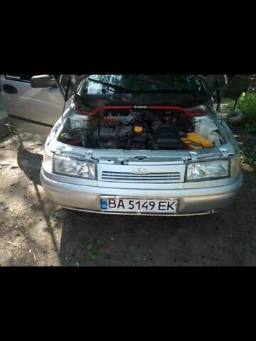 Серый ВАЗ 2110, объемом двигателя 1.5 л и пробегом 255 тыс. км за 2600 $, фото 7 на Automoto.ua