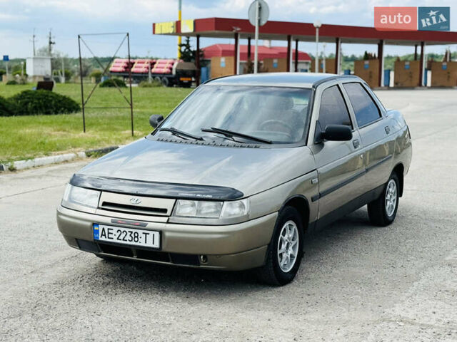 ВАЗ 2110 2000 в Новомосковске на Automoto.ua Серый ВАЗ 2110, объемом двигателя 1.5 л и пробегом 200 тыс. км за 1950 $, фото 18 на Automoto.ua