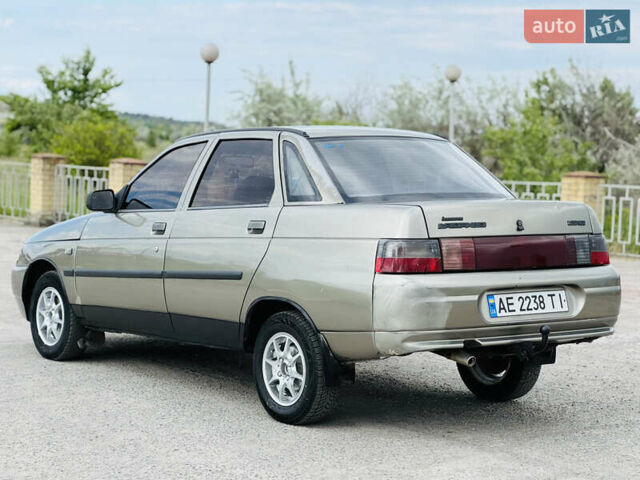 ВАЗ 2110 2000 в Новомосковске на Automoto.ua Серый ВАЗ 2110, объемом двигателя 1.5 л и пробегом 200 тыс. км за 1950 $, фото 12 на Automoto.ua