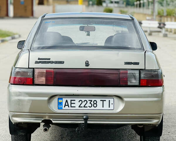 ВАЗ 2110 2000 в Новомосковске на Automoto.ua Серый ВАЗ 2110, объемом двигателя 1.5 л и пробегом 200 тыс. км за 1950 $, фото 3 на Automoto.ua
