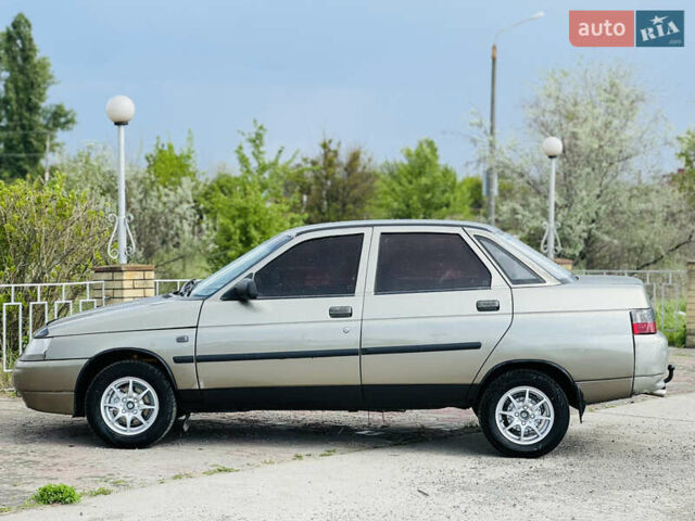 ВАЗ 2110 2000 в Новомосковске на Automoto.ua Серый ВАЗ 2110, объемом двигателя 1.5 л и пробегом 200 тыс. км за 1950 $, фото 20 на Automoto.ua