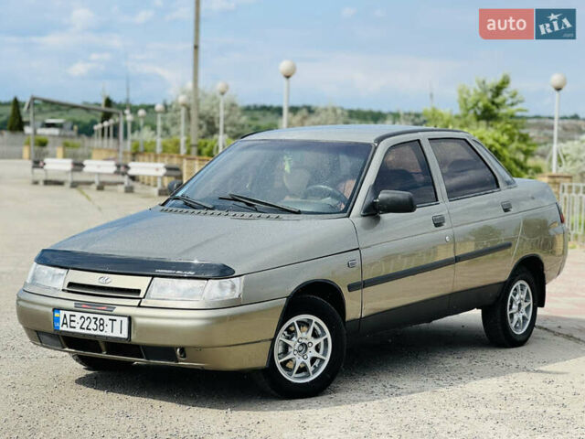 ВАЗ 2110 2000 в Новомосковске на Automoto.ua Серый ВАЗ 2110, объемом двигателя 1.5 л и пробегом 200 тыс. км за 1950 $, фото 19 на Automoto.ua