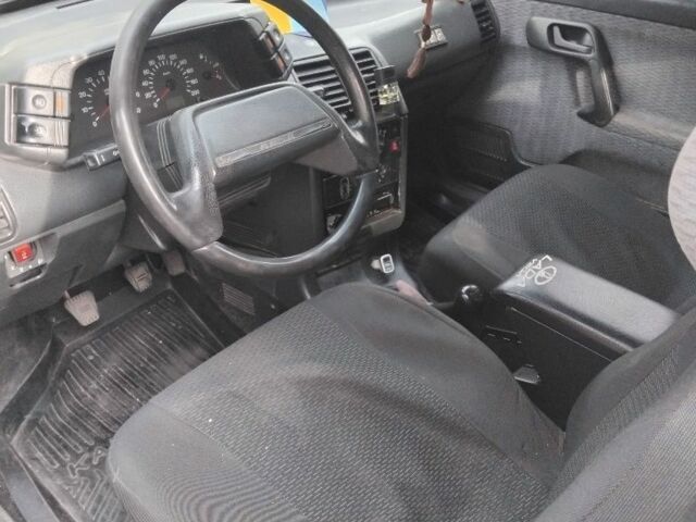 Серый ВАЗ 2110, объемом двигателя 1.5 л и пробегом 350 тыс. км за 500 $, фото 4 на Automoto.ua