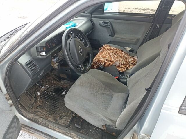 Серый ВАЗ 2110, объемом двигателя 1.6 л и пробегом 316 тыс. км за 1400 $, фото 6 на Automoto.ua