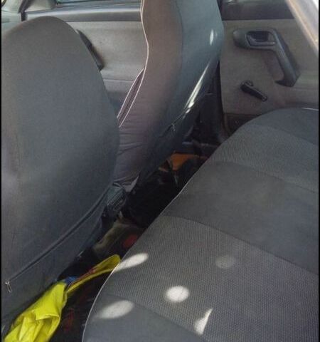 Серый ВАЗ 2110, объемом двигателя 1.6 л и пробегом 200 тыс. км за 1100 $, фото 4 на Automoto.ua