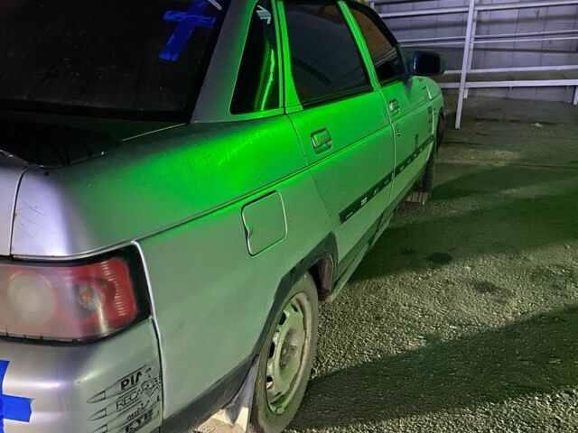 Сірий ВАЗ 2110, об'ємом двигуна 1.6 л та пробігом 200 тис. км за 700 $, фото 2 на Automoto.ua