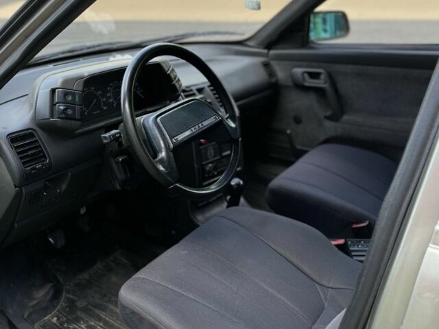 Сірий ВАЗ 2110, об'ємом двигуна 1.5 л та пробігом 400 тис. км за 1250 $, фото 12 на Automoto.ua