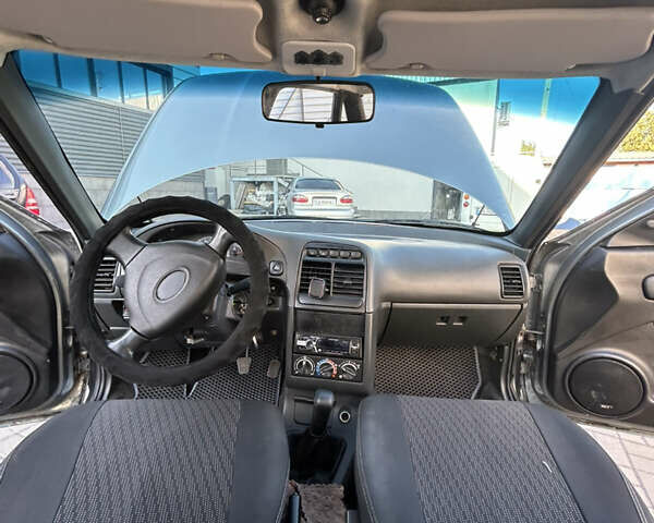 Сірий ВАЗ 2110, об'ємом двигуна 1.5 л та пробігом 220 тис. км за 2000 $, фото 23 на Automoto.ua