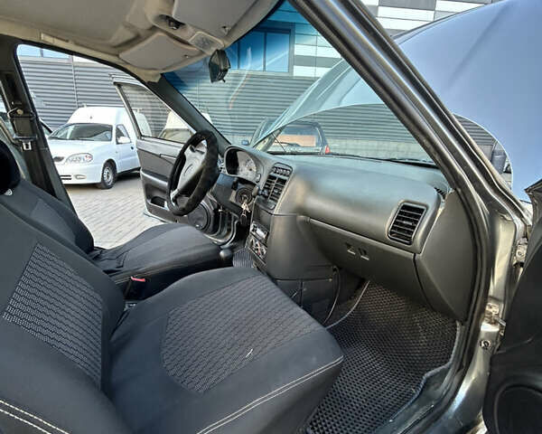 Сірий ВАЗ 2110, об'ємом двигуна 1.5 л та пробігом 220 тис. км за 2000 $, фото 22 на Automoto.ua