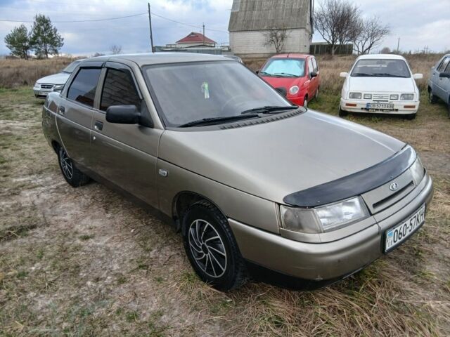 Серый ВАЗ 2110, объемом двигателя 1.5 л и пробегом 130 тыс. км за 1400 $, фото 4 на Automoto.ua