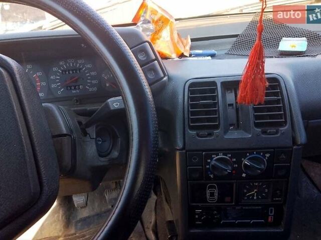 Серый ВАЗ 2110, объемом двигателя 1.5 л и пробегом 110 тыс. км за 900 $, фото 3 на Automoto.ua