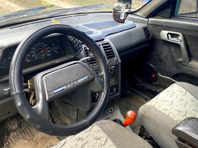 Серый ВАЗ 2110, объемом двигателя 15 л и пробегом 0 тыс. км за 980 $, фото 4 на Automoto.ua