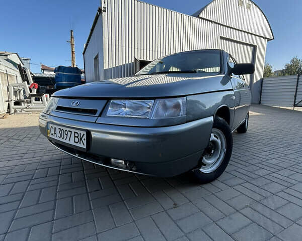 Сірий ВАЗ 2110, об'ємом двигуна 1.5 л та пробігом 220 тис. км за 2000 $, фото 5 на Automoto.ua