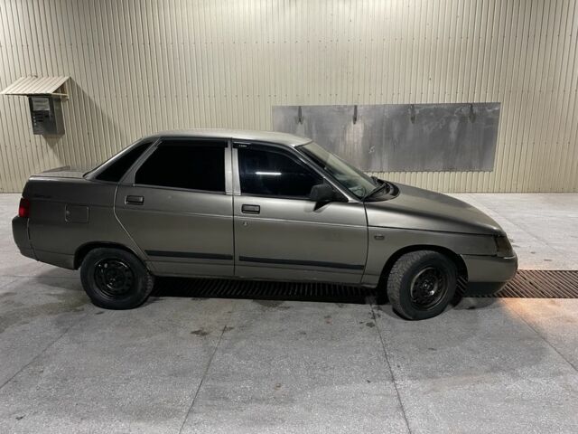 Серый ВАЗ 2110, объемом двигателя 1.5 л и пробегом 138 тыс. км за 1450 $, фото 2 на Automoto.ua