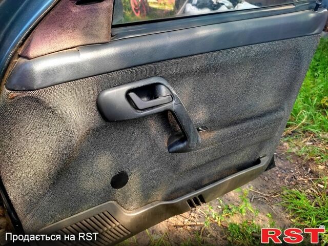 Серый ВАЗ 2110, объемом двигателя 1.5 л и пробегом 303 тыс. км за 950 $, фото 5 на Automoto.ua