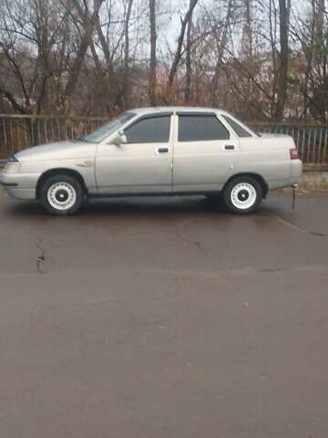 Серый ВАЗ 2110, объемом двигателя 1.5 л и пробегом 320 тыс. км за 1200 $, фото 2 на Automoto.ua