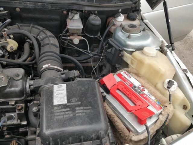 Серый ВАЗ 2110, объемом двигателя 1.5 л и пробегом 150 тыс. км за 1600 $, фото 9 на Automoto.ua