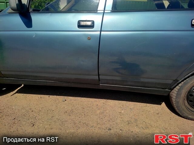 Серый ВАЗ 2110, объемом двигателя 1.5 л и пробегом 303 тыс. км за 950 $, фото 1 на Automoto.ua