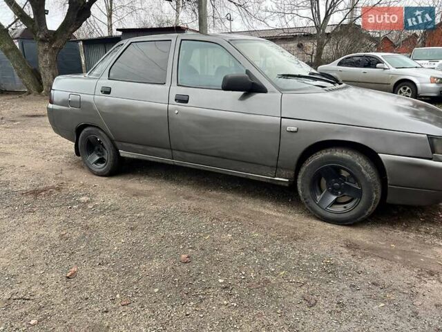 Сірий ВАЗ 2110, об'ємом двигуна 1.5 л та пробігом 207 тис. км за 2000 $, фото 2 на Automoto.ua