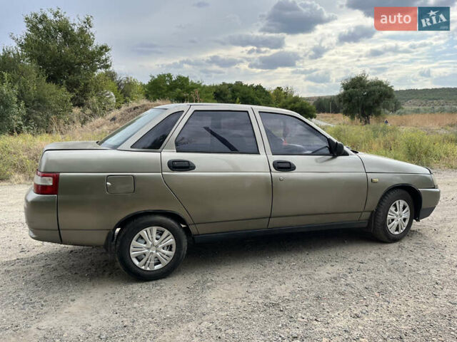Сірий ВАЗ 2110, об'ємом двигуна 1.5 л та пробігом 207 тис. км за 1550 $, фото 3 на Automoto.ua