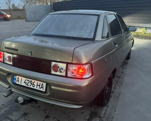 Серый ВАЗ 2110, объемом двигателя 1.5 л и пробегом 330 тыс. км за 1950 $, фото 3 на Automoto.ua