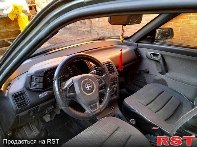 Серый ВАЗ 2110, объемом двигателя 1.5 л и пробегом 236 тыс. км за 1500 $, фото 5 на Automoto.ua