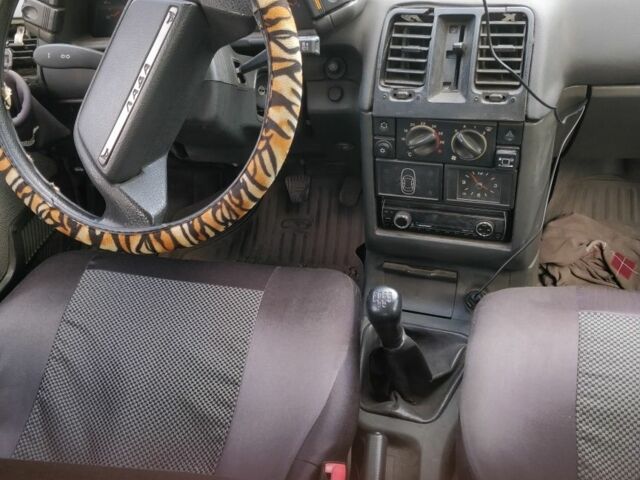 Серый ВАЗ 2110, объемом двигателя 1.5 л и пробегом 150 тыс. км за 1600 $, фото 8 на Automoto.ua