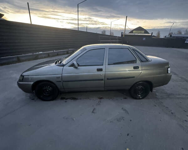 Серый ВАЗ 2110, объемом двигателя 1.5 л и пробегом 330 тыс. км за 1950 $, фото 6 на Automoto.ua