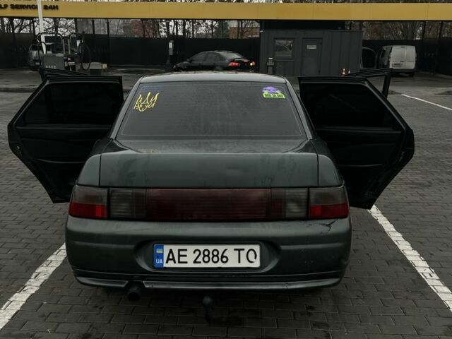 Серый ВАЗ 2110, объемом двигателя 1.5 л и пробегом 300 тыс. км за 1500 $, фото 1 на Automoto.ua