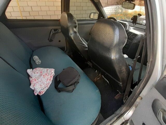 Серый ВАЗ 2110, объемом двигателя 1.5 л и пробегом 150 тыс. км за 1600 $, фото 2 на Automoto.ua