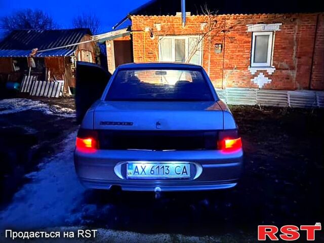 Серый ВАЗ 2110, объемом двигателя 1.5 л и пробегом 100 тыс. км за 1300 $, фото 1 на Automoto.ua