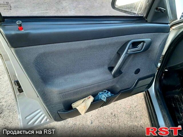 Сірий ВАЗ 2110, об'ємом двигуна 1.5 л та пробігом 246 тис. км за 1500 $, фото 10 на Automoto.ua