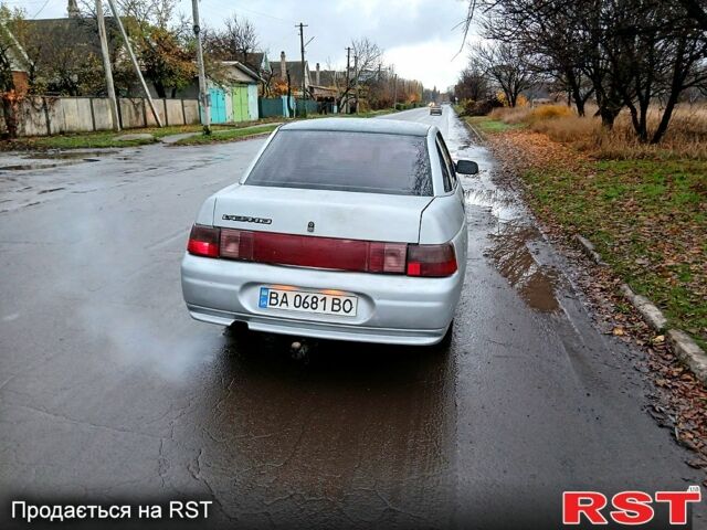 Серый ВАЗ 2110, объемом двигателя 1.5 л и пробегом 200 тыс. км за 550 $, фото 9 на Automoto.ua