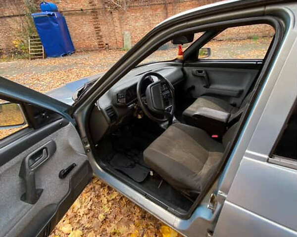 ВАЗ 2110 2001 в Умани на Automoto.ua Серый ВАЗ 2110, объемом двигателя 1.46 л и пробегом 200 тыс. км за 1100 $, фото 9 на Automoto.ua