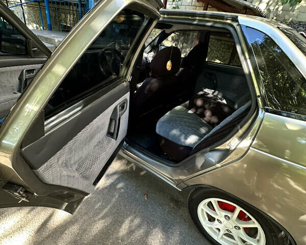 Серый ВАЗ 2110, объемом двигателя 1.6 л и пробегом 286 тыс. км за 3300 $, фото 21 на Automoto.ua