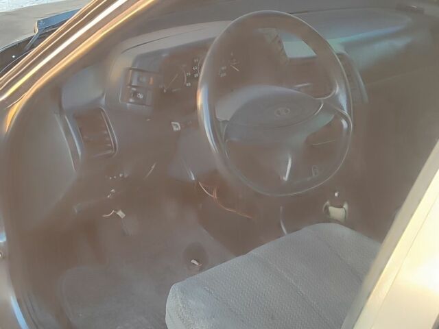 Серый ВАЗ 2110, объемом двигателя 1.5 л и пробегом 232 тыс. км за 950 $, фото 5 на Automoto.ua