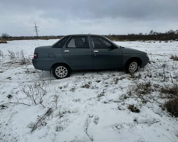 Серый ВАЗ 2110, объемом двигателя 1.5 л и пробегом 290 тыс. км за 899 $, фото 1 на Automoto.ua