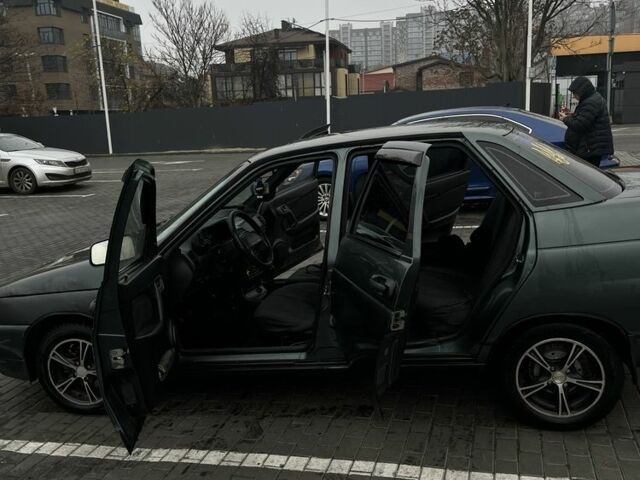 Серый ВАЗ 2110, объемом двигателя 1.5 л и пробегом 300 тыс. км за 1500 $, фото 7 на Automoto.ua